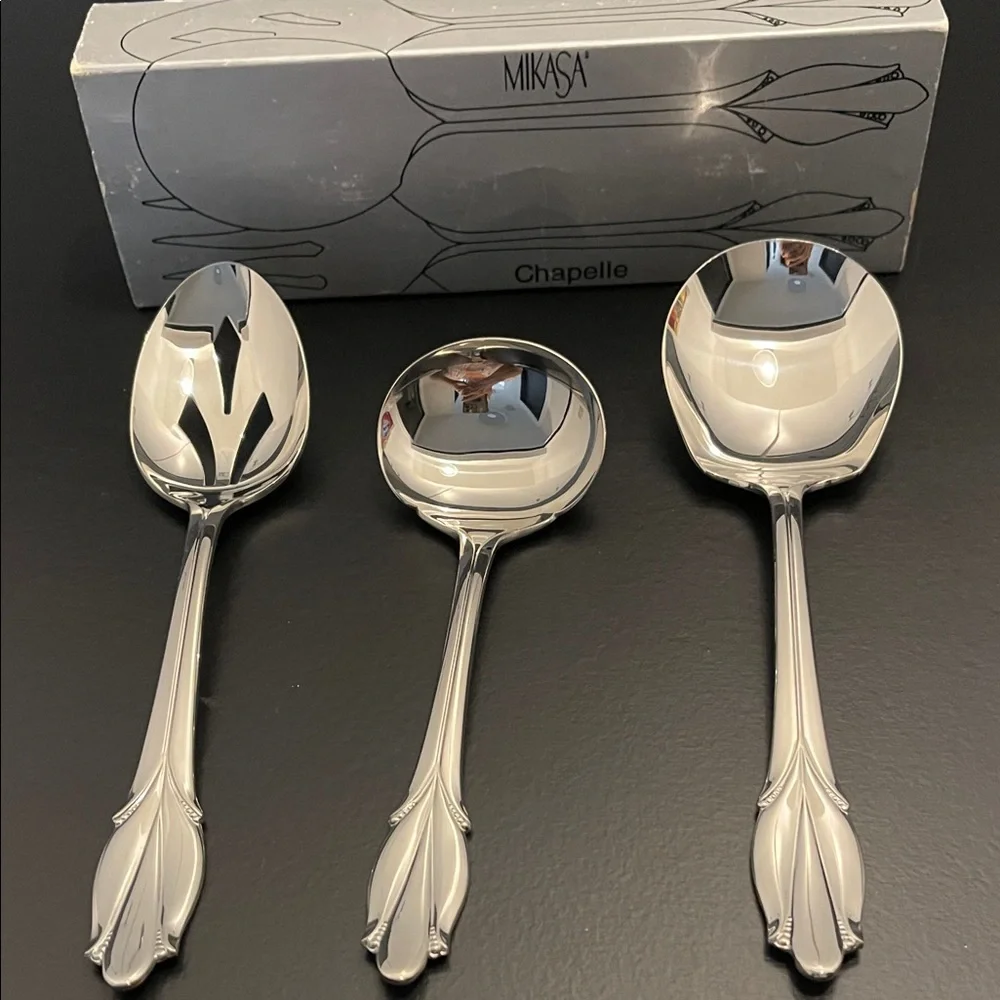 Mikasa Chapelle Stainless Silver Serving Utensils new in original box never used